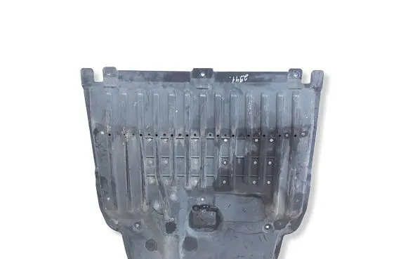 Mercedes-Benz B W246 W242 Engine splash shield/under tray A2425200023