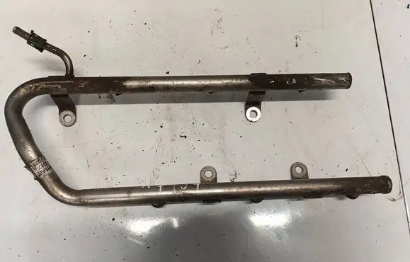 Chrysler Pacifica Fuel main line pipe 1581ab 117072