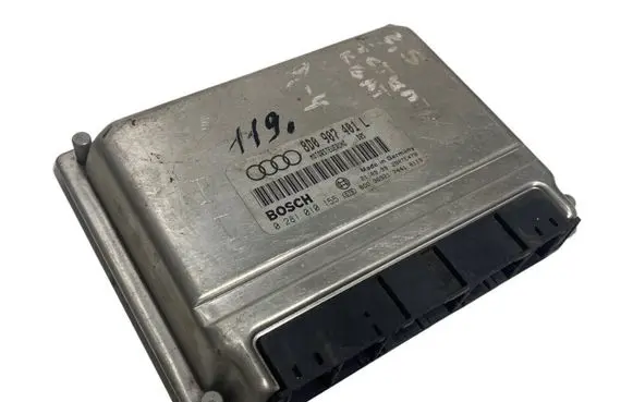 Audi A6 S6 C6 4F Engine control unit/module 8D0907401L 0281010155 28RTE478