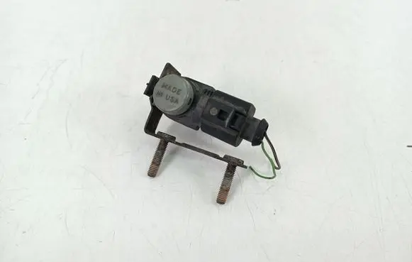 Volkswagen II LT Turbo solenoid valve 1J0906283C