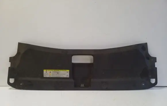 Audi Q3 8U Radiator trim 8U0807081B