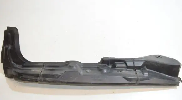 Audi A4 S4 B6 8E 8H Fender end trim 8E0821112A