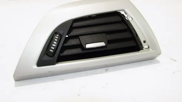 BMW 1 F20 F21 Dash center air vent grill 920535607