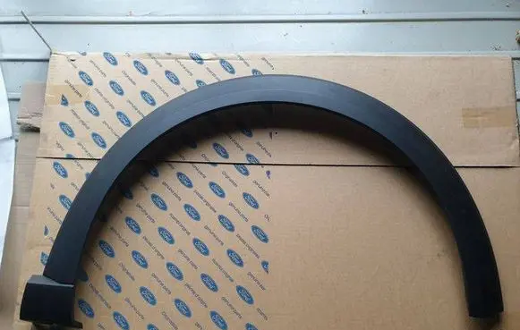 Ford Puma Front arch trim L1TBS16D238AF5YZ9 L1TBS16D238A 2456068