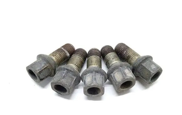 Skoda Octavia Mk3 (5E) Nuts/bolts 