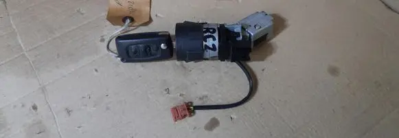 Peugeot RCZ Ignition lock 9663123280