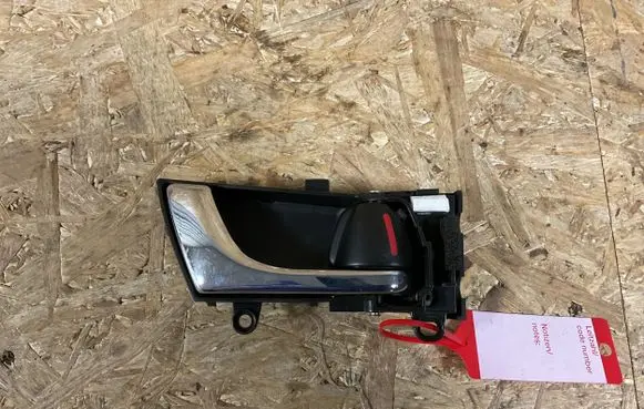 Subaru Legacy Rear door interior handle 