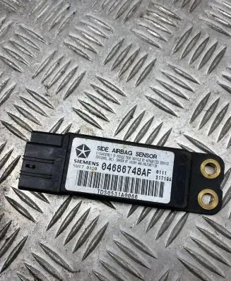 Chrysler Voyager Airbag deployment crash/impact sensor 04686748AF TDS0531A0066 5WY70120
