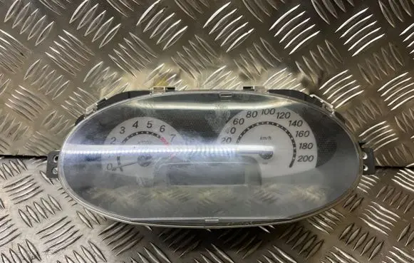 Toyota Yaris Speedometer (instrument cluster)