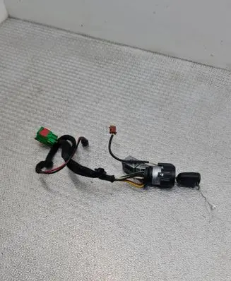Peugeot 307 Ignition lock 36353100