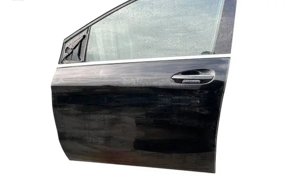 Mercedes-Benz B W246 W242 Front door 