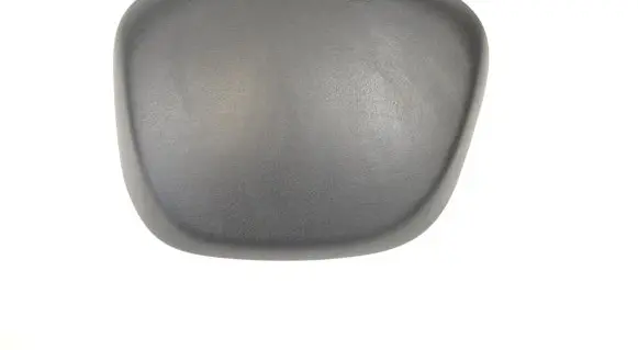 Dashboard glove box trim