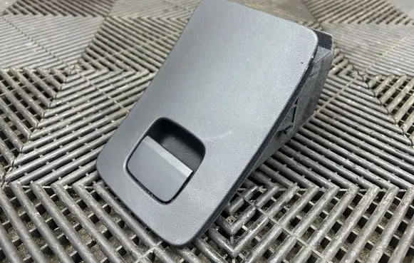 Volvo XC90 Glove box 31366376