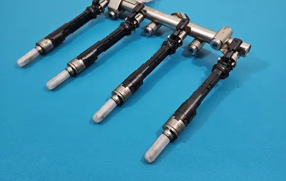 Renault Kadjar Fuel injector 166001525R IMPRK1526383
