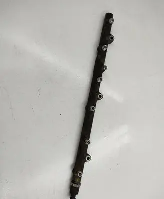 BMW 3 E46 Fuel main line pipe 0445216002 0281002405
