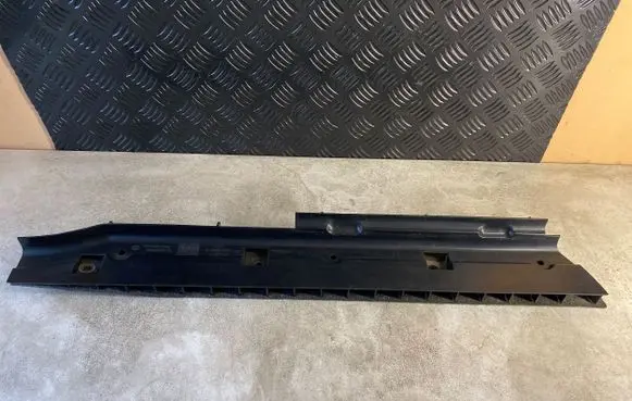 Volkswagen Phaeton Other trunk/boot trim element 3D5864472B