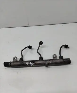 Mercedes-Benz E W211 Fuel main line pipe A6420702695