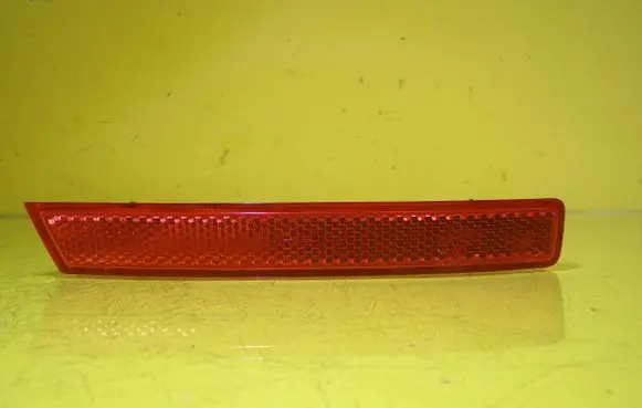 Rear tail light reflector