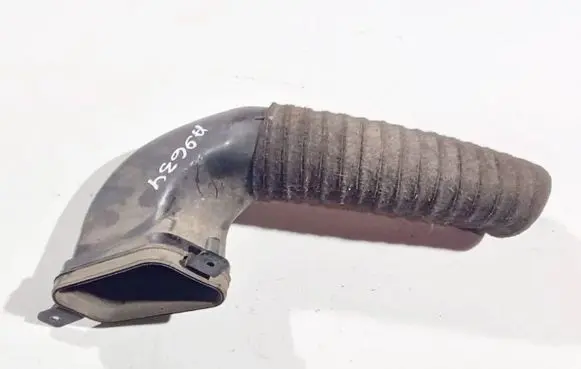 Audi A4 S4 B7 8E 8H Air intake hose/pipe 8e0129604