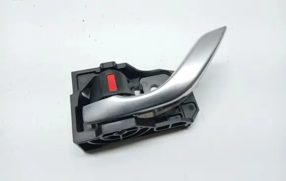 Mazda CX-5 Front door interior handle T8315