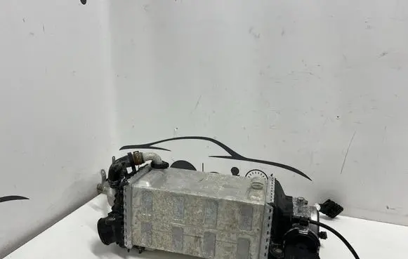 Mercedes-Benz SL R231 Intercooler radiator A2780900514 A0071533128 A2781500786