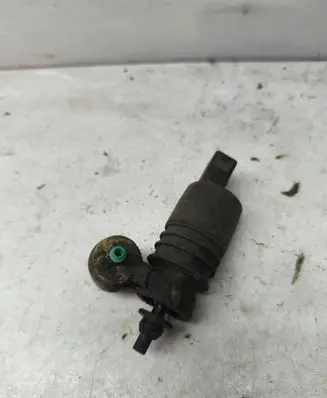 Skoda Fabia Mk1 (6Y) Windscreen/windshield washer pump 1J6955651