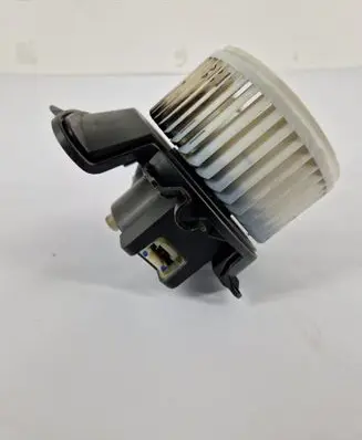 Opel Corsa D Heater fan/blower 13335075