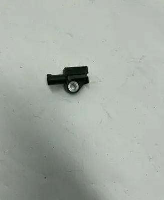 Mercedes-Benz C W204 Airbag deployment crash/impact sensor A1729056000