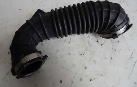 Audi A4 S4 B8 8K Air intake hose/pipe 03G129629