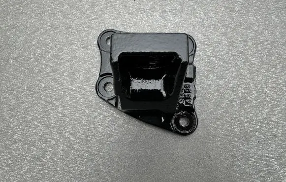 Nissan Patrol Y61 Sway bar bush bracket, front 54632VC700