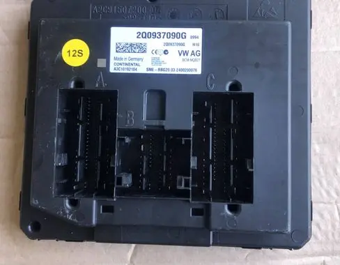 Volkswagen Taigo Central body control module 2Q0937090G A3C10192104 200937090G