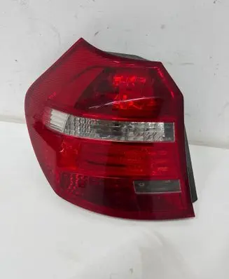 BMW 1 E81 E87 Rear/tail lights 301667 18405110 301639