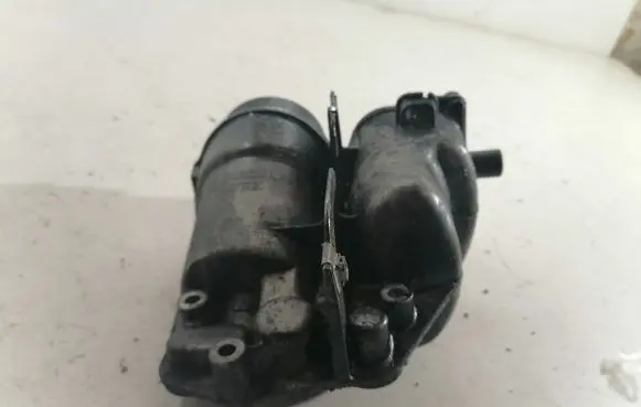 Volvo V70 Fuel filter housing 30677920 6740213266