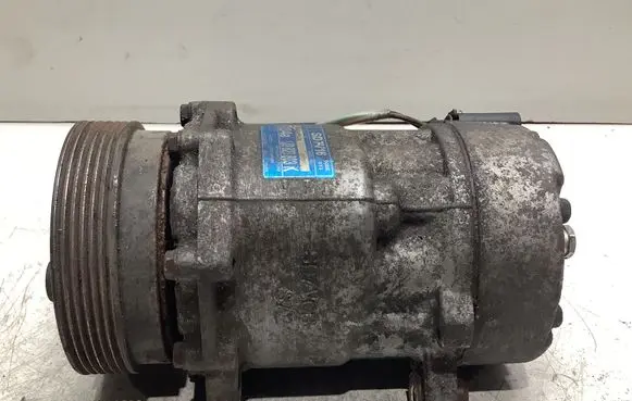 Volkswagen Golf IV Air conditioning (A/C) compressor (pump) 1J0820803K 5740005424
