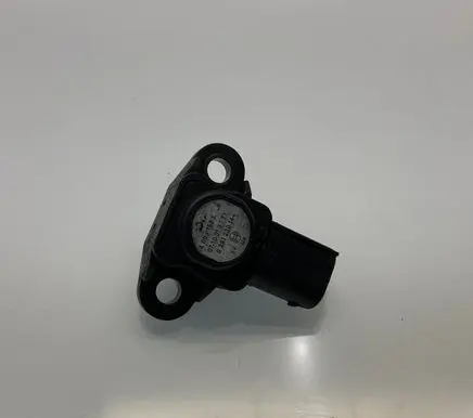 Mercedes-Benz S W221 Air pressure sensor A0061531528 07100137Y1 0261230144