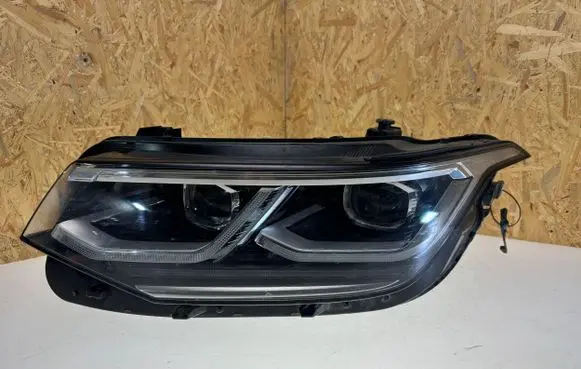 Volkswagen Tiguan Headlight/headlamp 5NB941081C 30028588