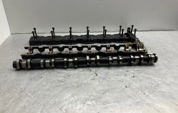 BMW 5 E60 E61 Camshaft 7551509
