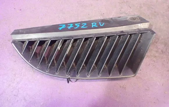 Mitsubishi Colt CZ3 Front bumper lower grill MN127774