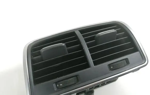 Audi A6 S6 C7 4G Rear air vent grill 4G0819203