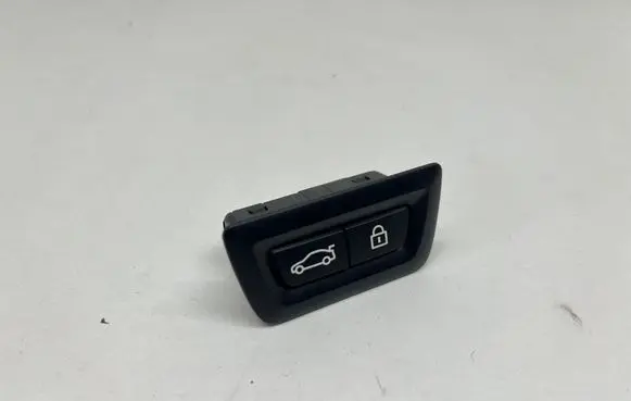 BMW M4 G82 G83 Tailgate/boot open switch button 9275121