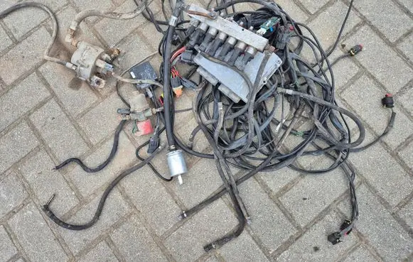 Volkswagen Golf III LP gas control unit module 67r010185 67r010036 Brc