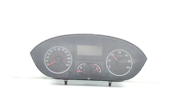 Speedometer (instrument cluster)