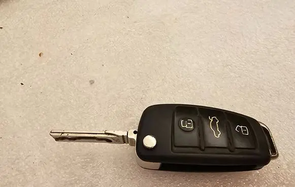 Audi A6 S6 C6 4F Ignition key/card 4F0837220R 033140101