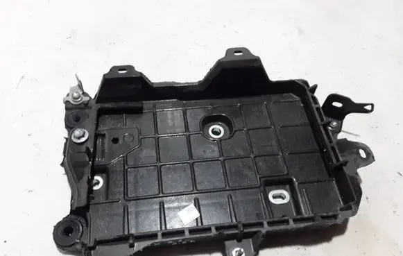 Battery bracket