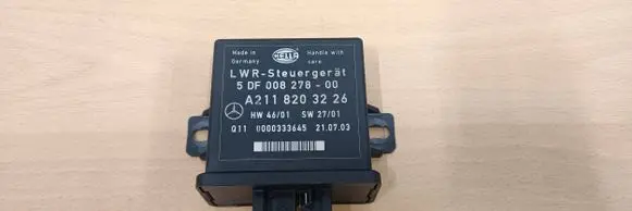 Mercedes-Benz E W211 Light module LCM A2118203226 5DF00827800