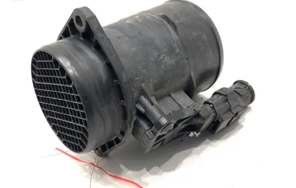Dacia Duster II Mass air flow meter H8201680522