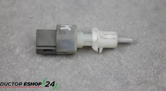 Clutch pedal sensor