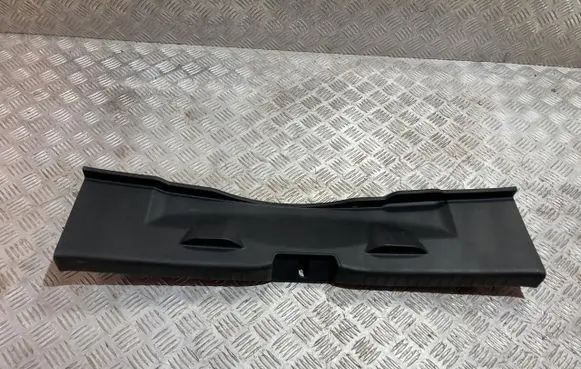 Toyota Yaris XP210 Trunk/boot sill cover protection PK18108