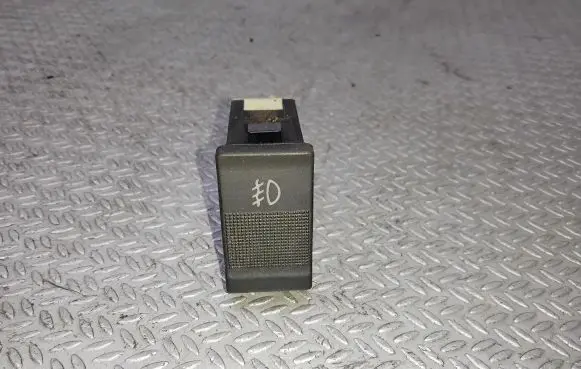 Fog light switch