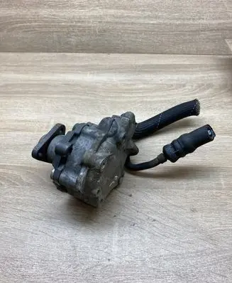 Audi A6 S6 C6 4F Power steering pump 4F0145156E